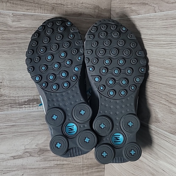 Nike Shox - Picture 9 of 10